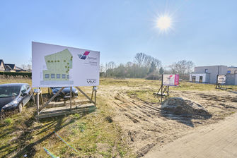 Verkaveling Neeroeteren met woningen en bouwgronden vergunde plannen