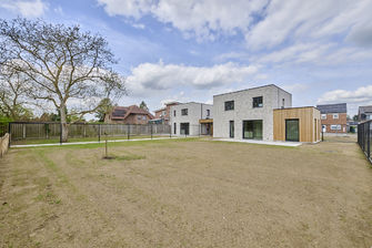 Verkaveling Neeroeteren met woningen en bouwgronden vergunde plannen