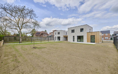 Verkaveling Neeroeteren met woningen en bouwgronden vergunde plannen